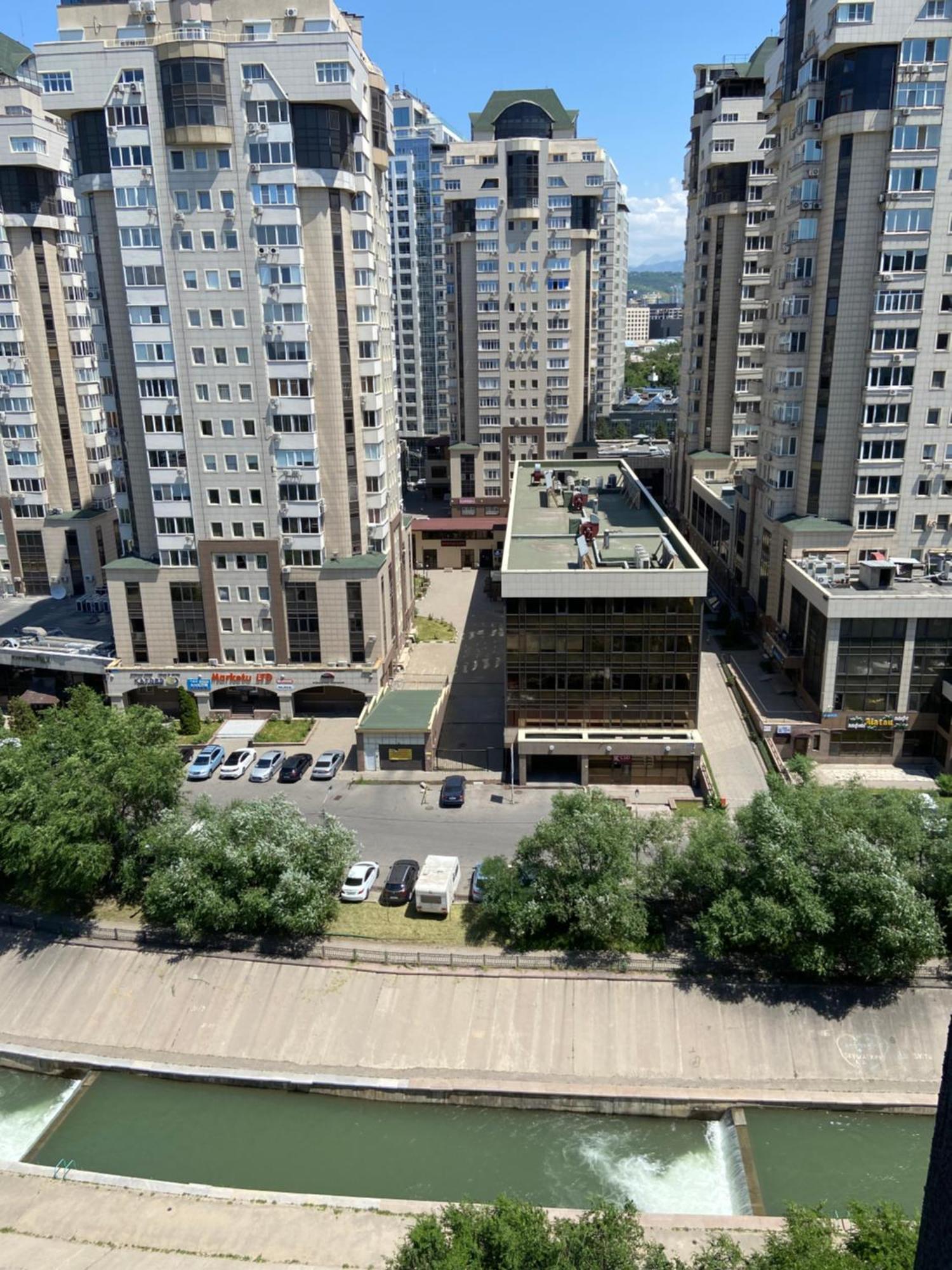 Квартира В Центре Алматы Εξωτερικό φωτογραφία